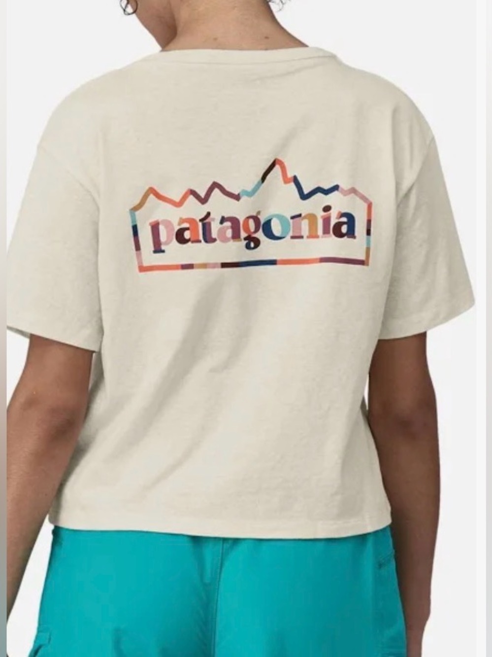 Patagonia “we’re all on this together” crop boxy tee in size XXL in cream color